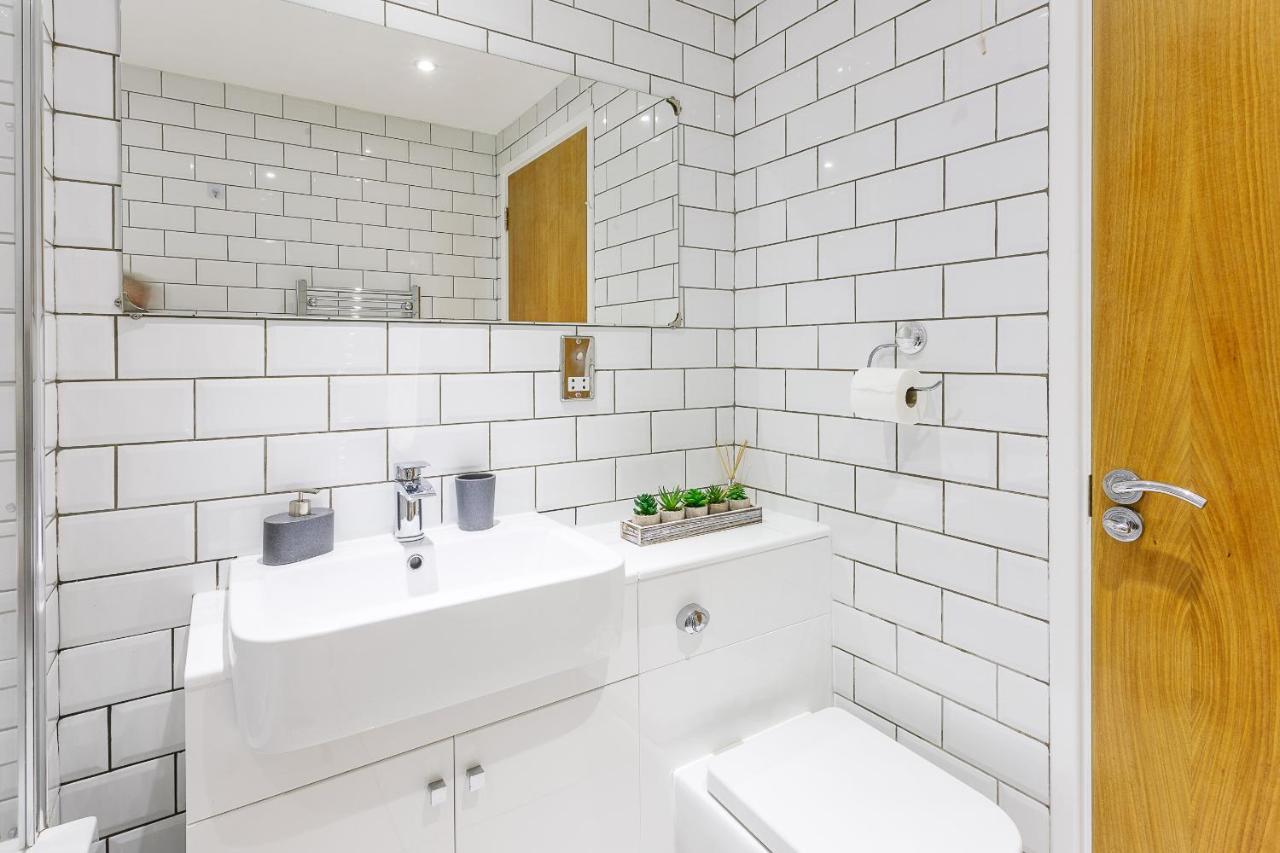 Boutique Quayside Apartment - Free Parking 泰恩河畔纽卡斯尔 外观 照片